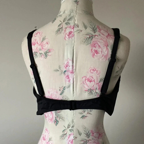 Sea Level Australia black twist front bikini top size US 14 - Picture 5 of 11